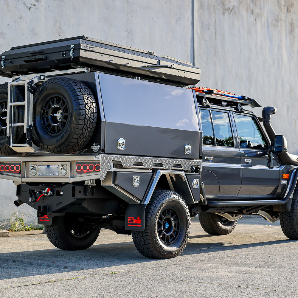 BOSS RT1 Overlander Rooftop Tent