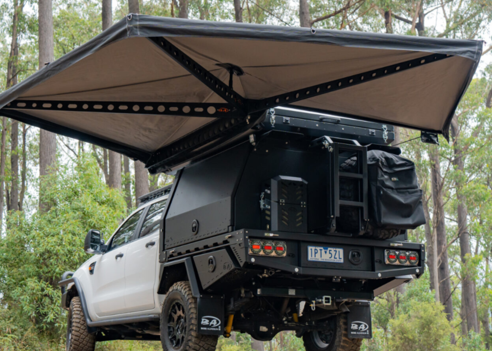 Boss 270 Awning